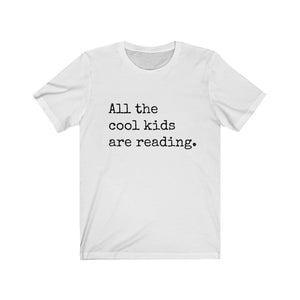 T-Shirt Smells Like Books I READ BOOKS AND I KNOW THINGS Unisex Jersey Short Sleeve Tee